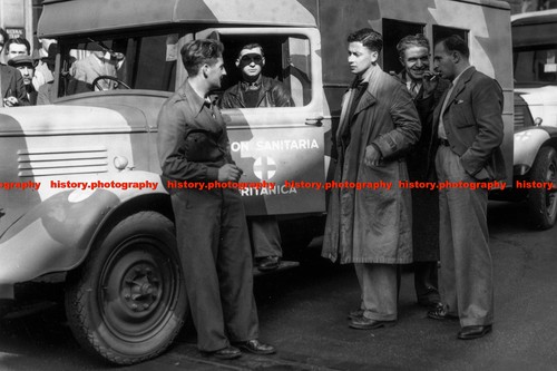 F014874 ambulance londons - f014874,