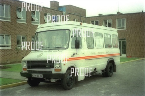 London ambulances service - london,